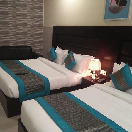 Vivah Residency Otel Yeni Delhi Dış mekan fotoğraf
