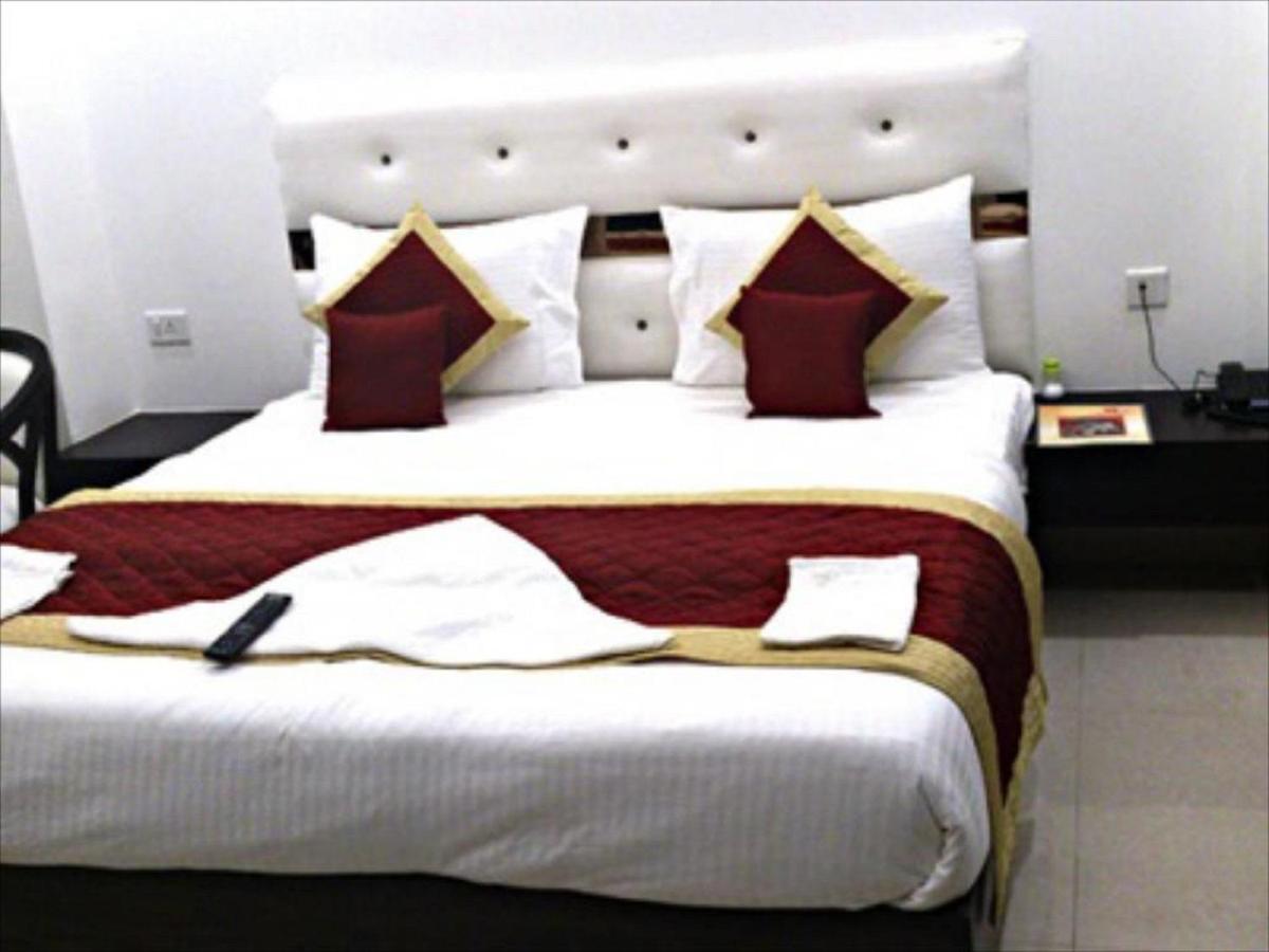 Vivah Residency Otel Yeni Delhi Dış mekan fotoğraf